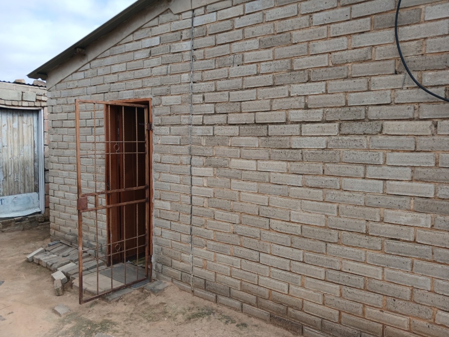  Bedroom Property for Sale in Botshabelo Free State